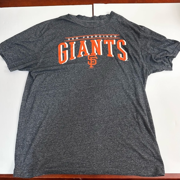 Other - San Francisco Giants XL Gray T-shirt